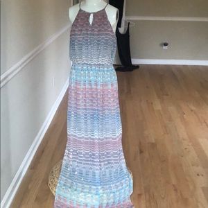 Lily Rose maxi dress small